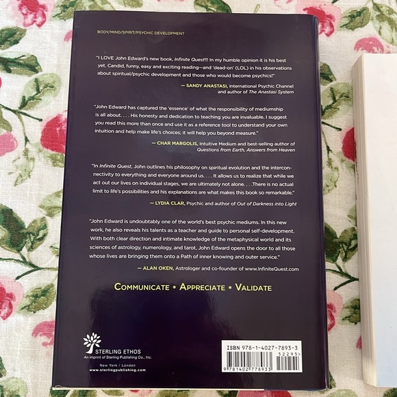 Four books: - Picture 3 of 9